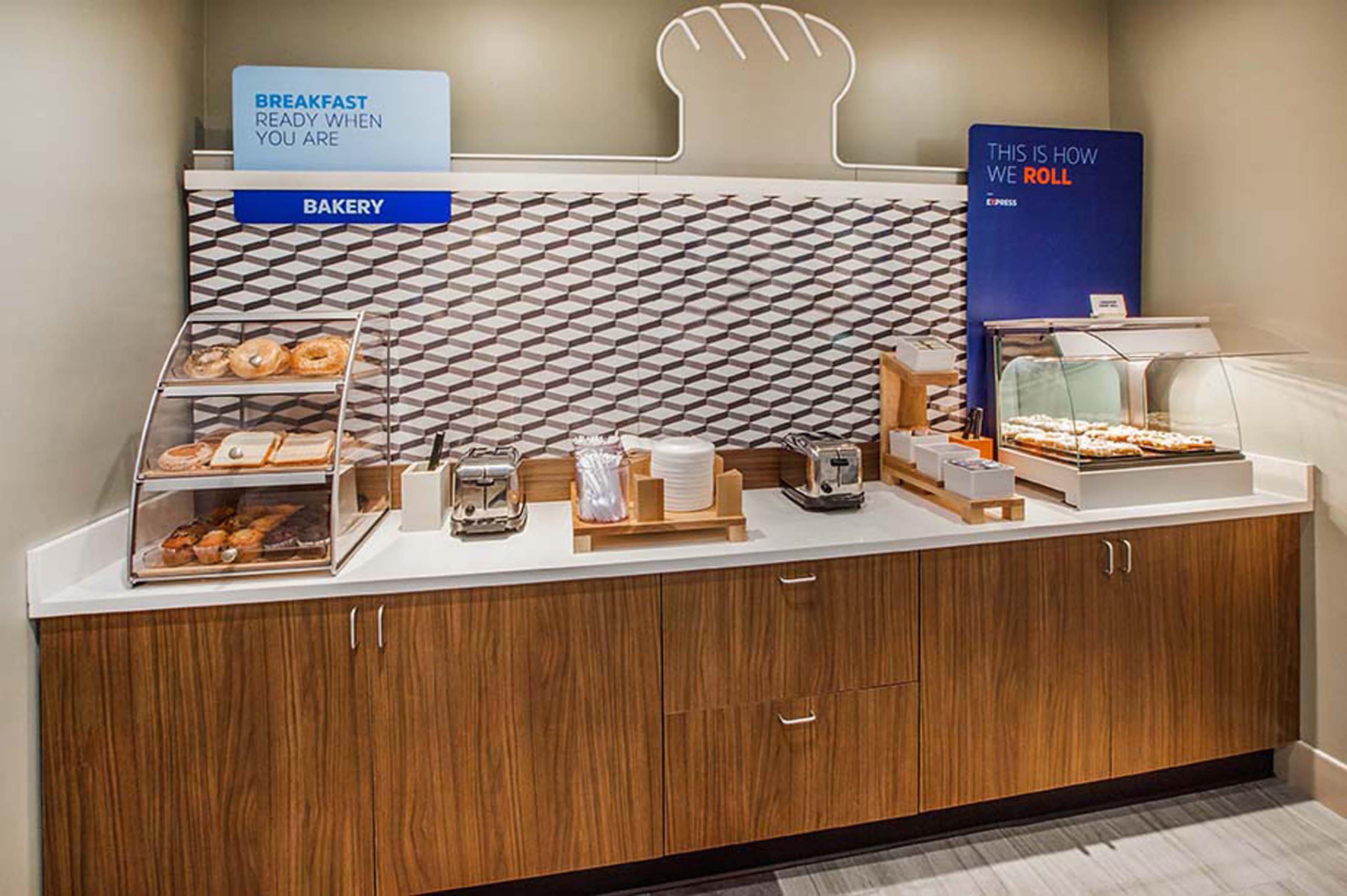 Holiday Inn Express Hotel & Suites Kendall East-Miami By Ihg Eksteriør billede